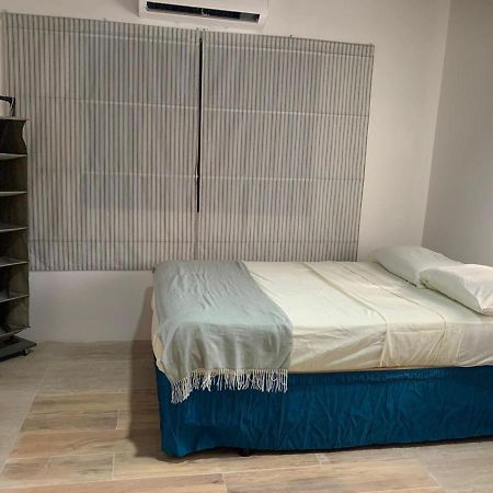 Joebi'S House Walking Distance To Rocky Cay Beach Ideal For Families Or Groups Buenavista  Zewnętrze zdjęcie