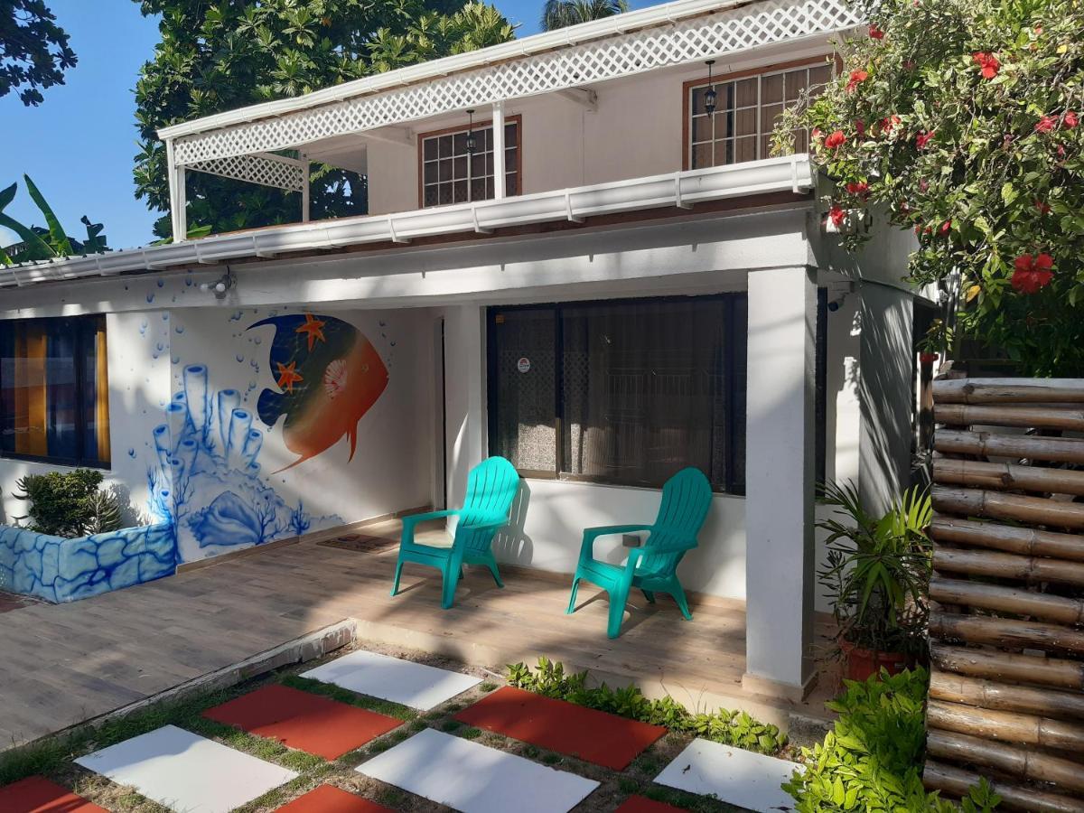 Joebi'S House Walking Distance To Rocky Cay Beach Ideal For Families Or Groups Buenavista  Zewnętrze zdjęcie