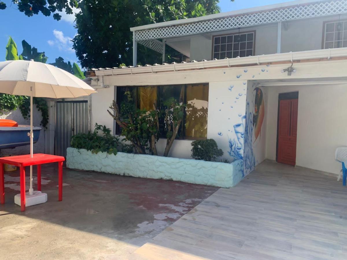 Joebi'S House Walking Distance To Rocky Cay Beach Ideal For Families Or Groups Buenavista  Zewnętrze zdjęcie
